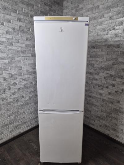 Холодильник Indesit SB 200-027 Холодильник Indesit SB 200-027